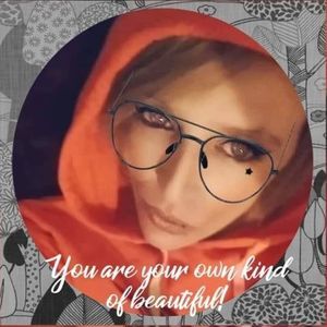 Meet your Posher, Missy